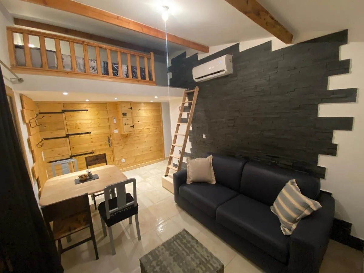 Le Bellevue Villa Dolomieux Semesterbostad